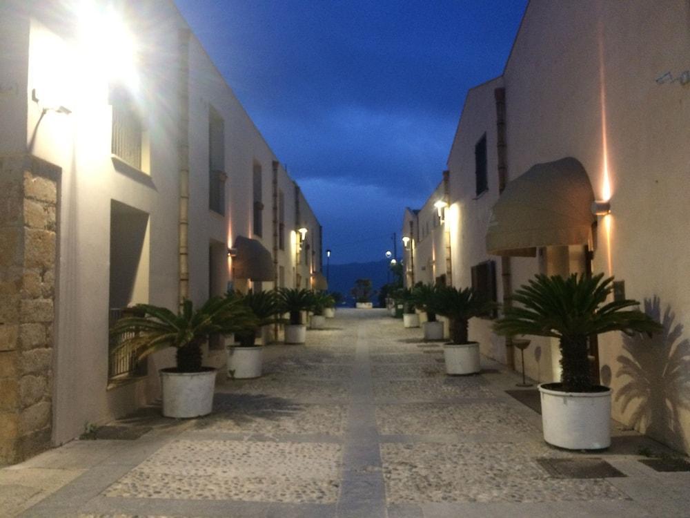 Hotel Marina & 4*